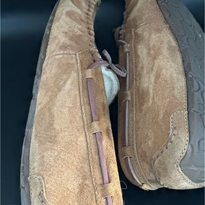 Moccasin uggs tan in color